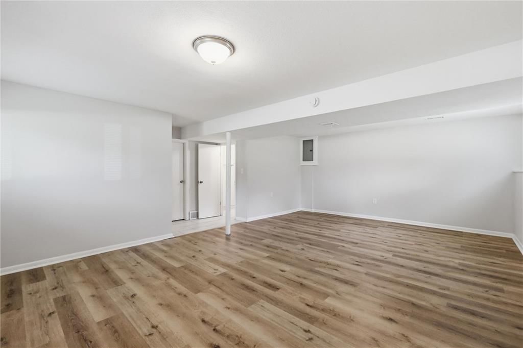 5012 Powell Avenue — photo 32