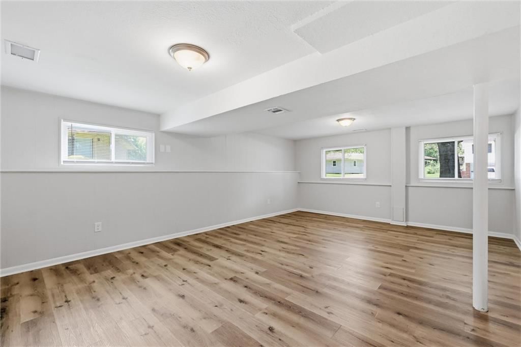 5012 Powell Avenue — photo 34