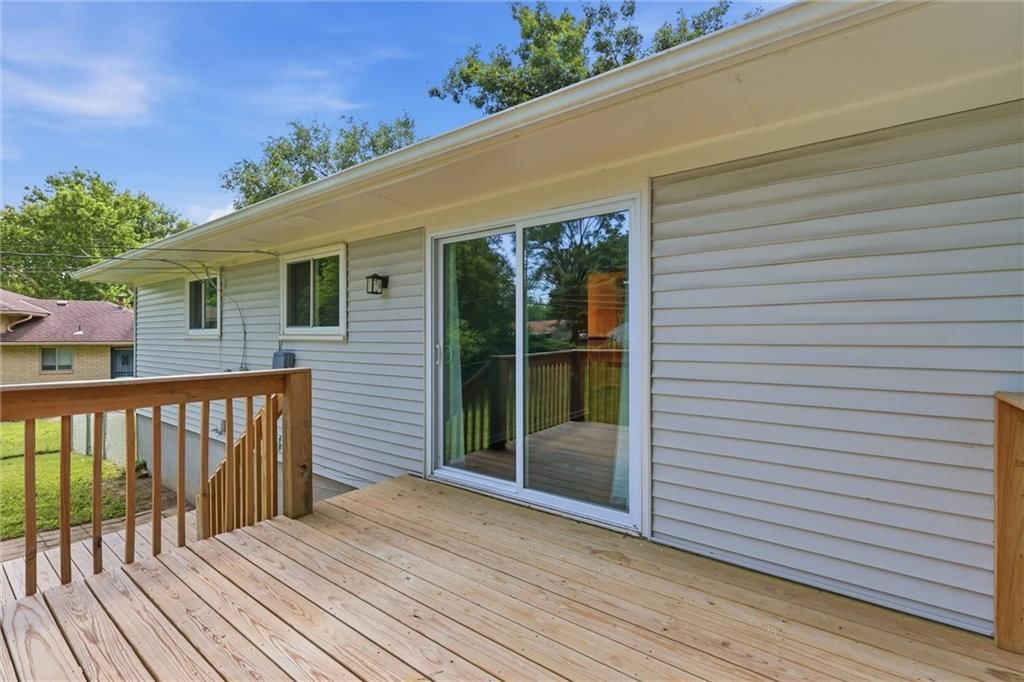 5012 Powell Avenue — photo 36