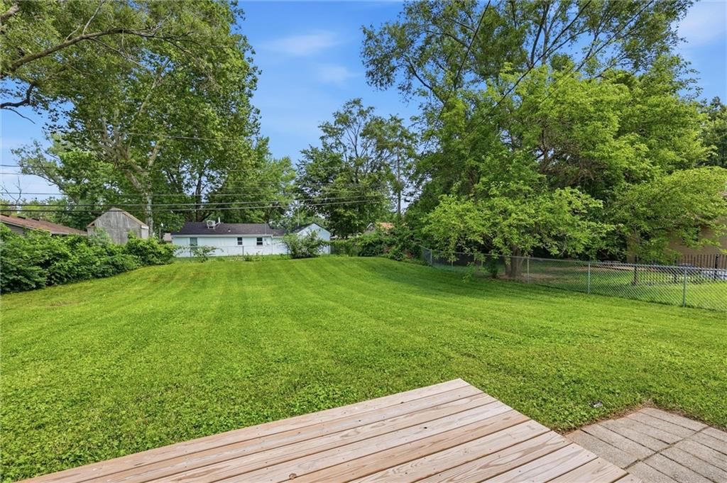 5012 Powell Avenue — photo 38
