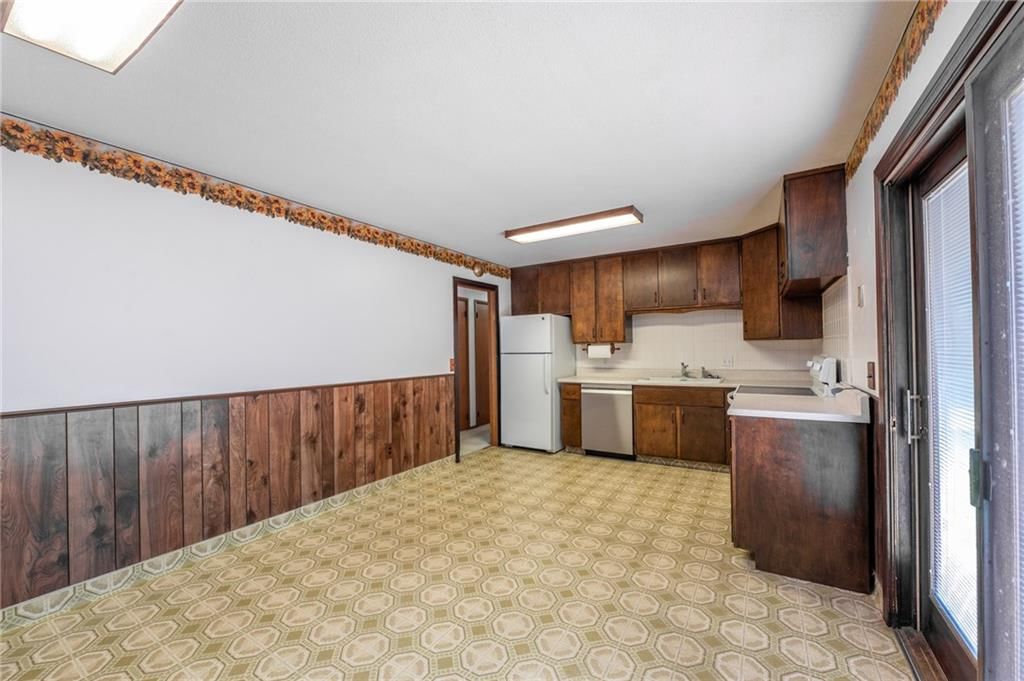 2411 Beechwood Boulevard — photo 5