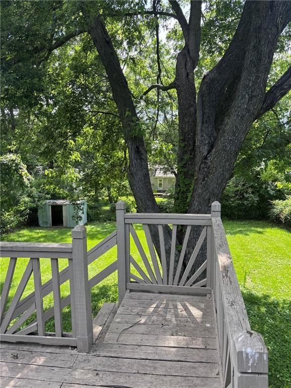 8719 Stark Avenue — photo 15