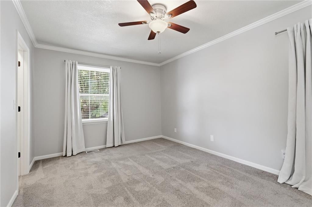 10216 N Main Street — photo 13