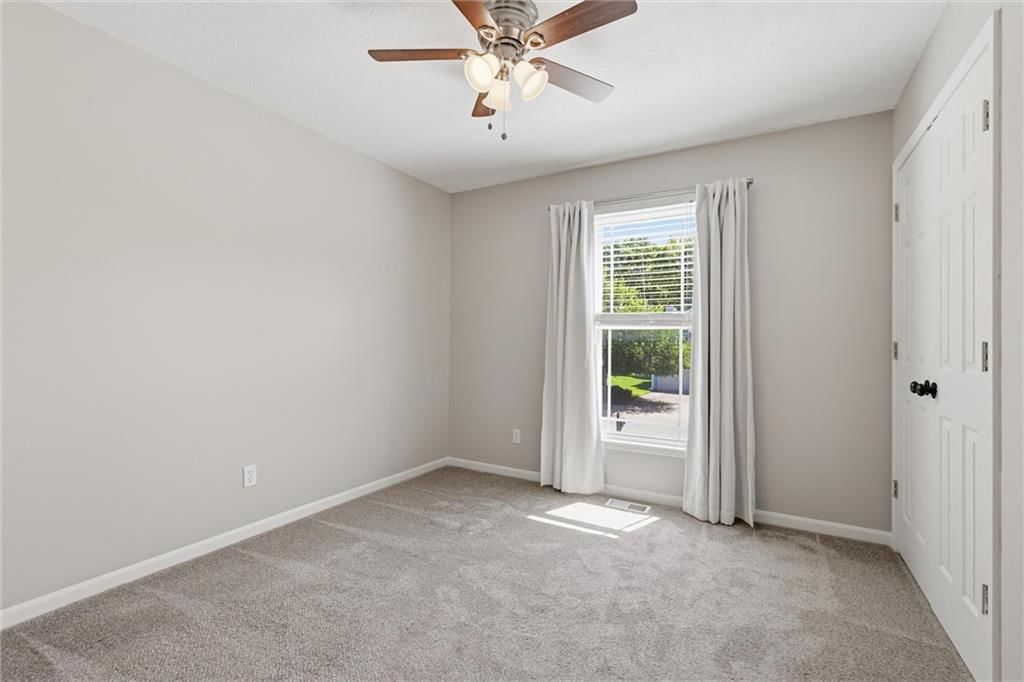 10216 N Main Street — photo 18