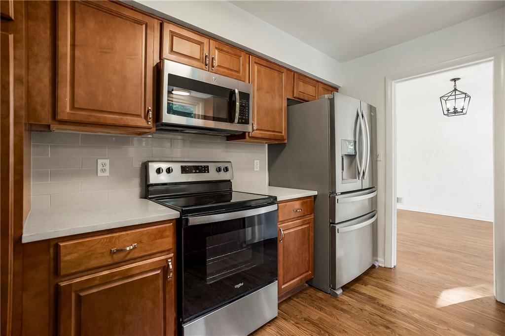 8100 Dearborn Drive — photo 11