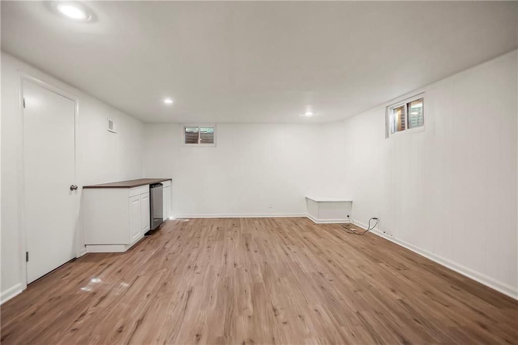 8100 Dearborn Drive — photo 33