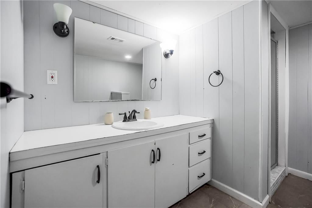 8100 Dearborn Drive — photo 34