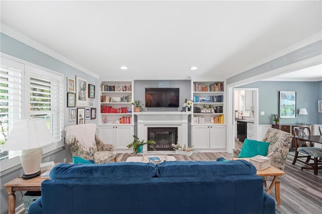 1216 W 97 Street — photo 10