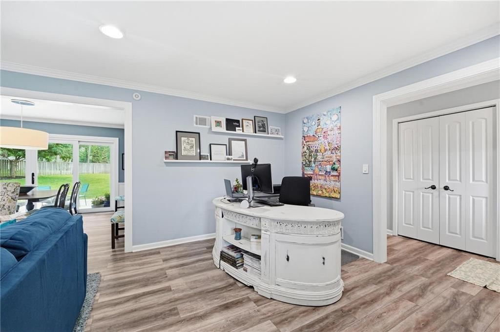 1216 W 97 Street — photo 22