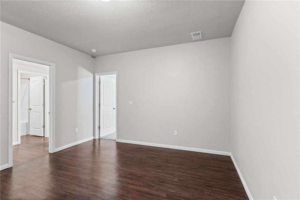 717 Samantha Lane — photo 21