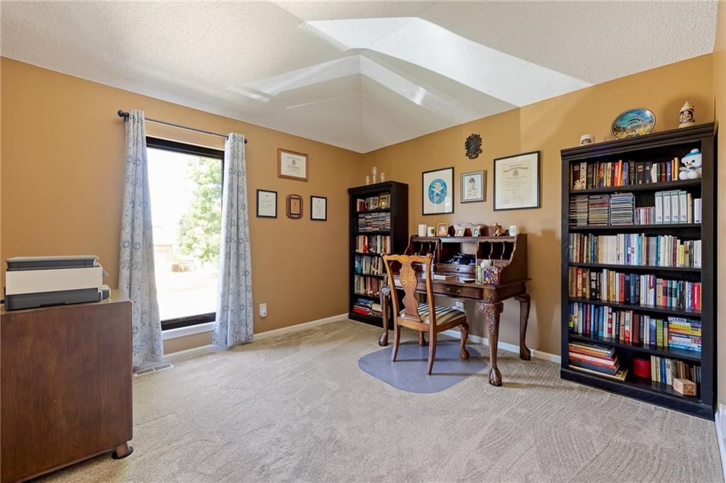 751 Park Avenue — photo 10