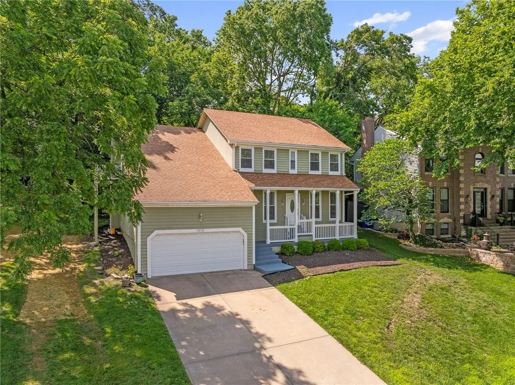 7618 Constance Street, Lenexa, KS