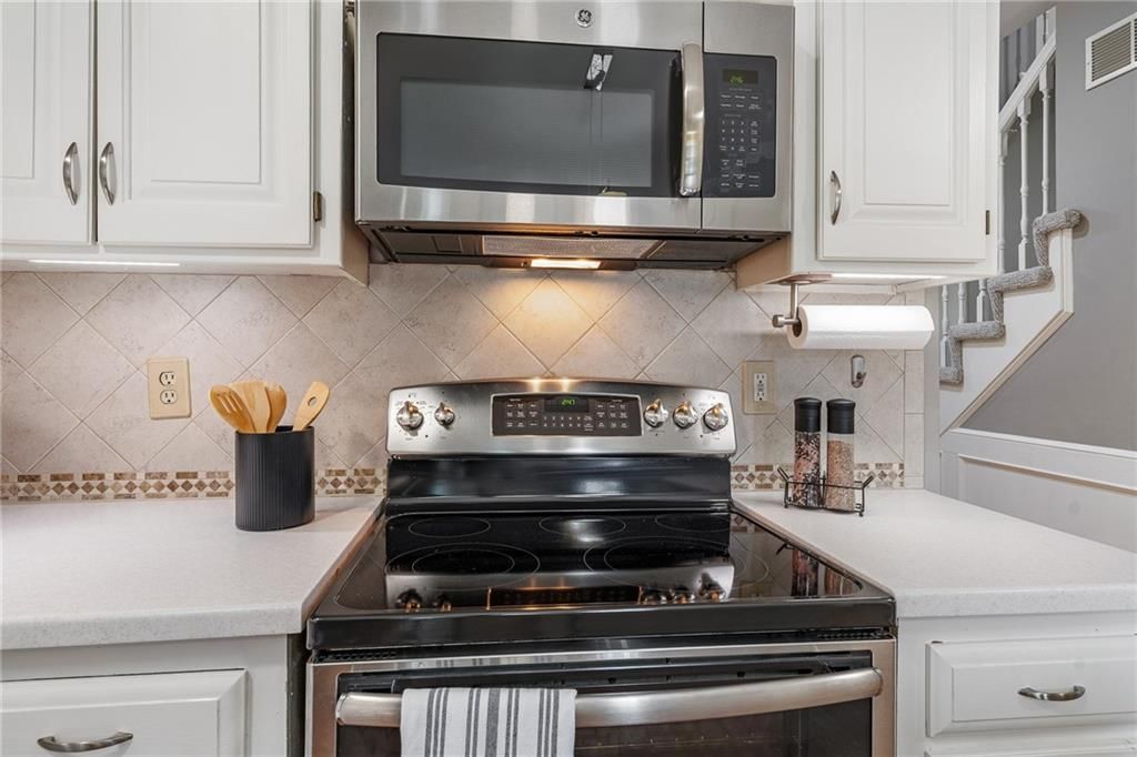 7618 Constance Street — photo 20