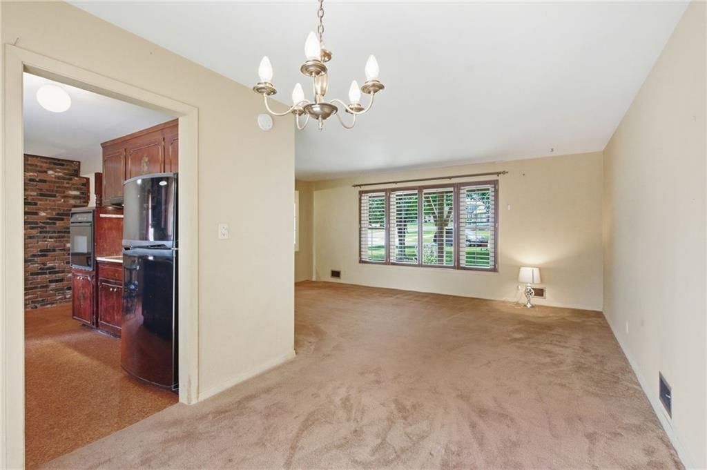 9409 W 89th Street — photo 11
