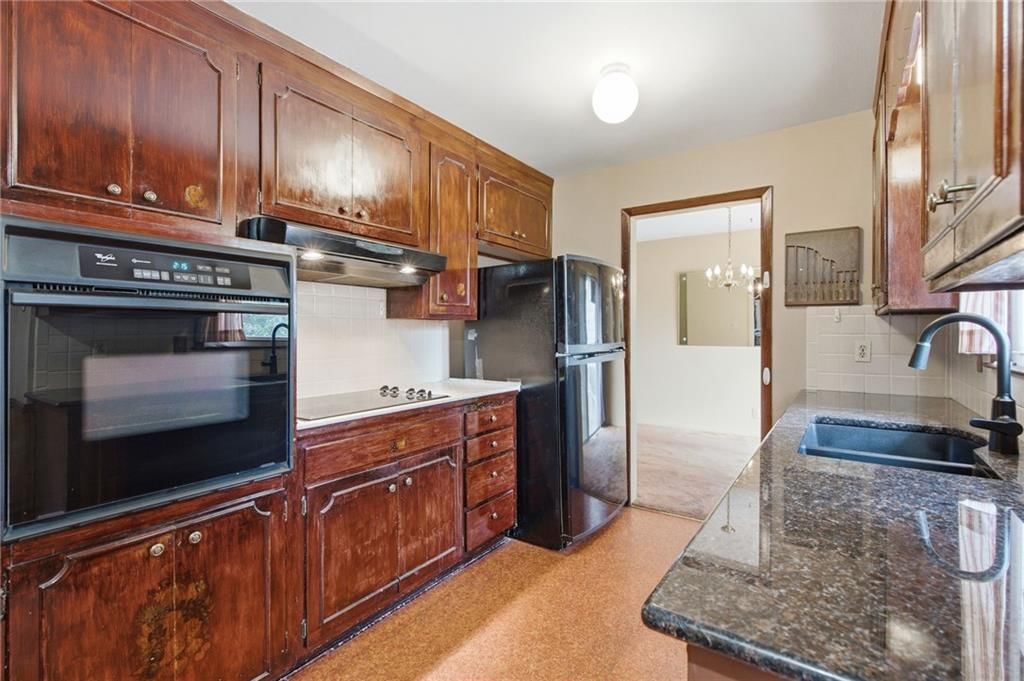 9409 W 89th Street — photo 15