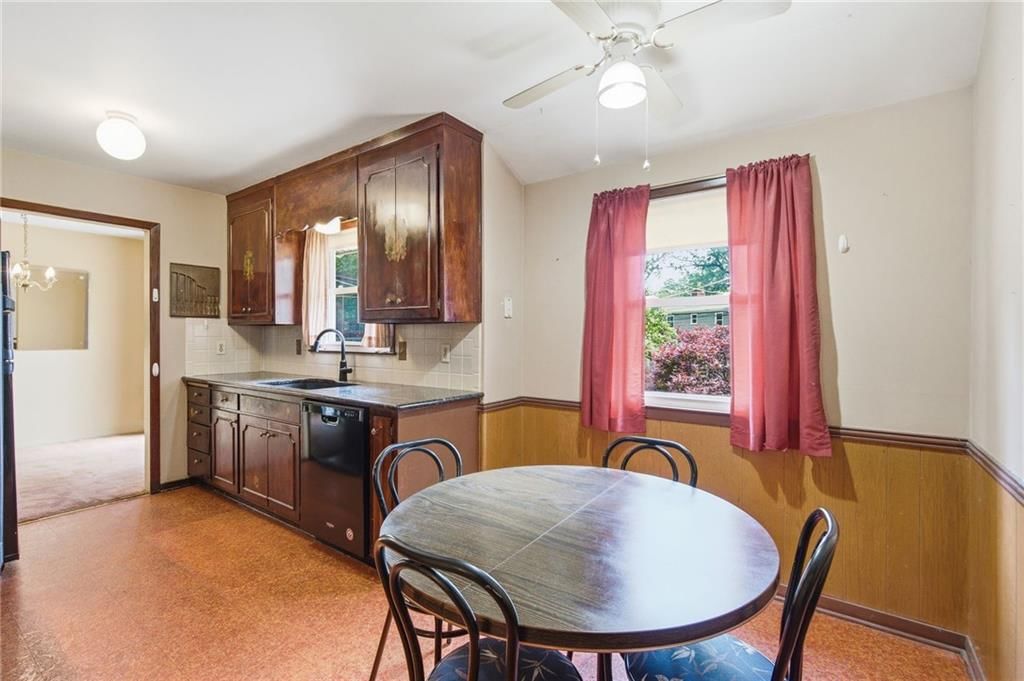 9409 W 89th Street — photo 19