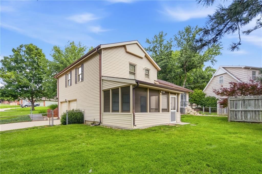 9409 W 89th Street — photo 44