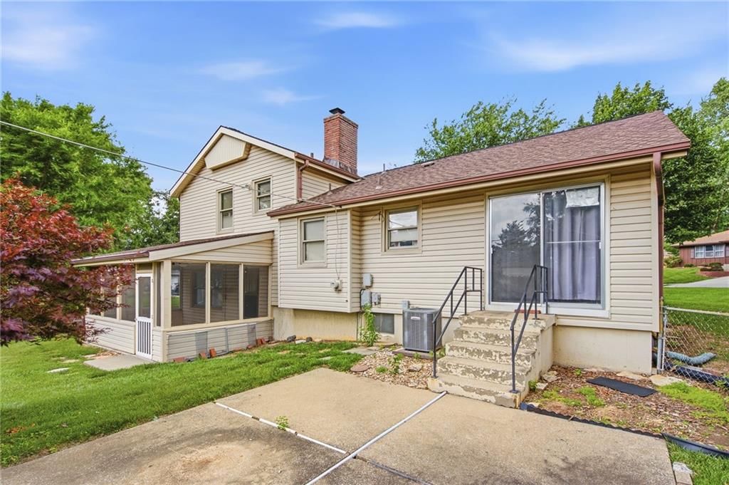 9409 W 89th Street — photo 46