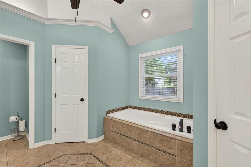 1608 NE 81st Street — photo 34