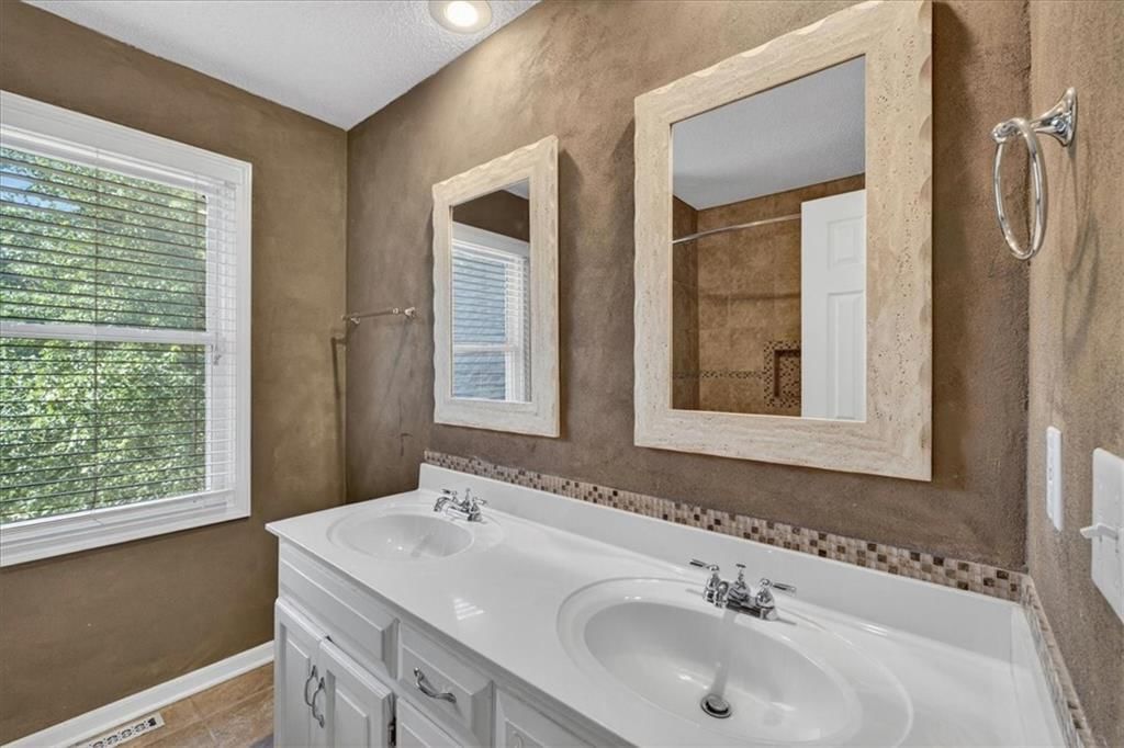 1608 NE 81st Street — photo 35