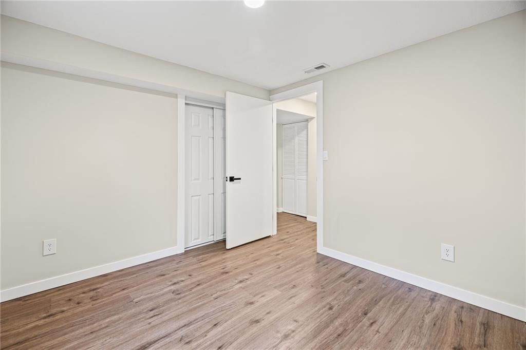724 S Hamilton Street — photo 36