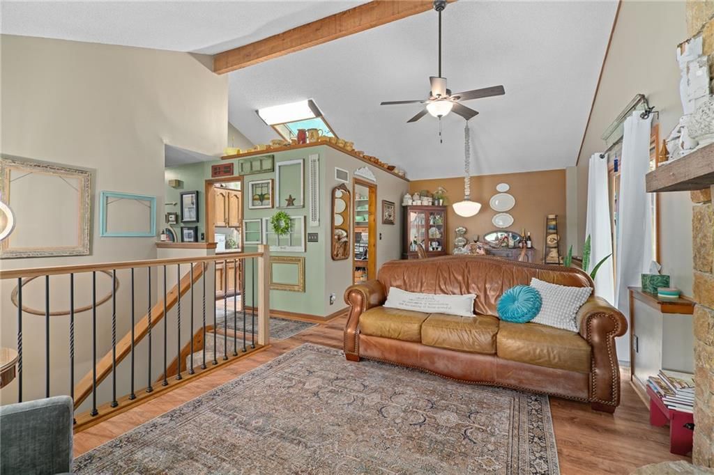 5724 Miami Avenue — photo 7