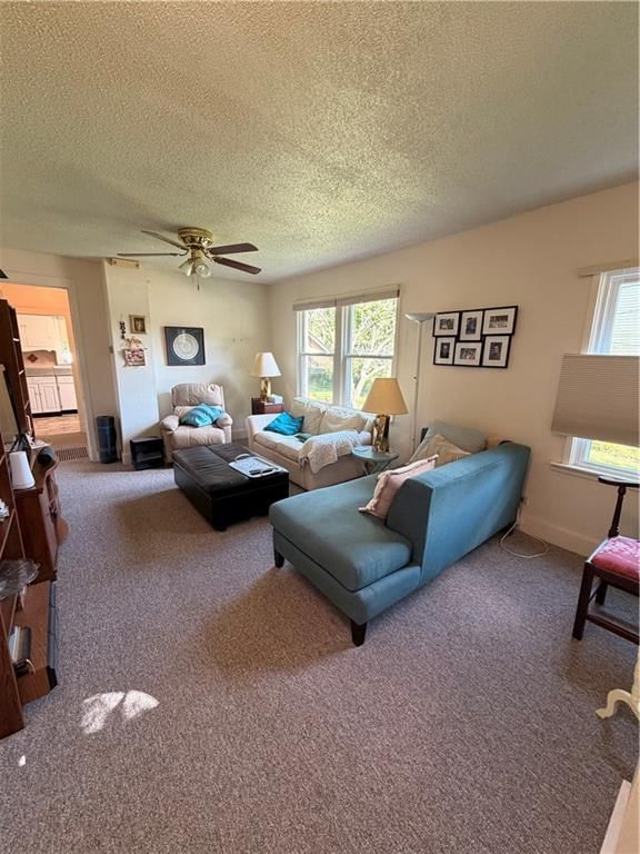 1307 S Sterling Avenue — photo 2