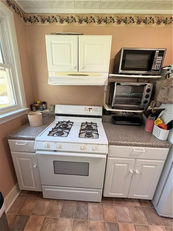 1307 S Sterling Avenue — photo 4
