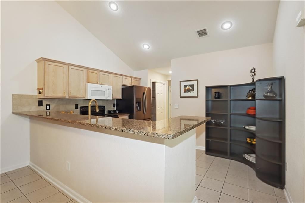 832 NE Devon Drive — photo 11