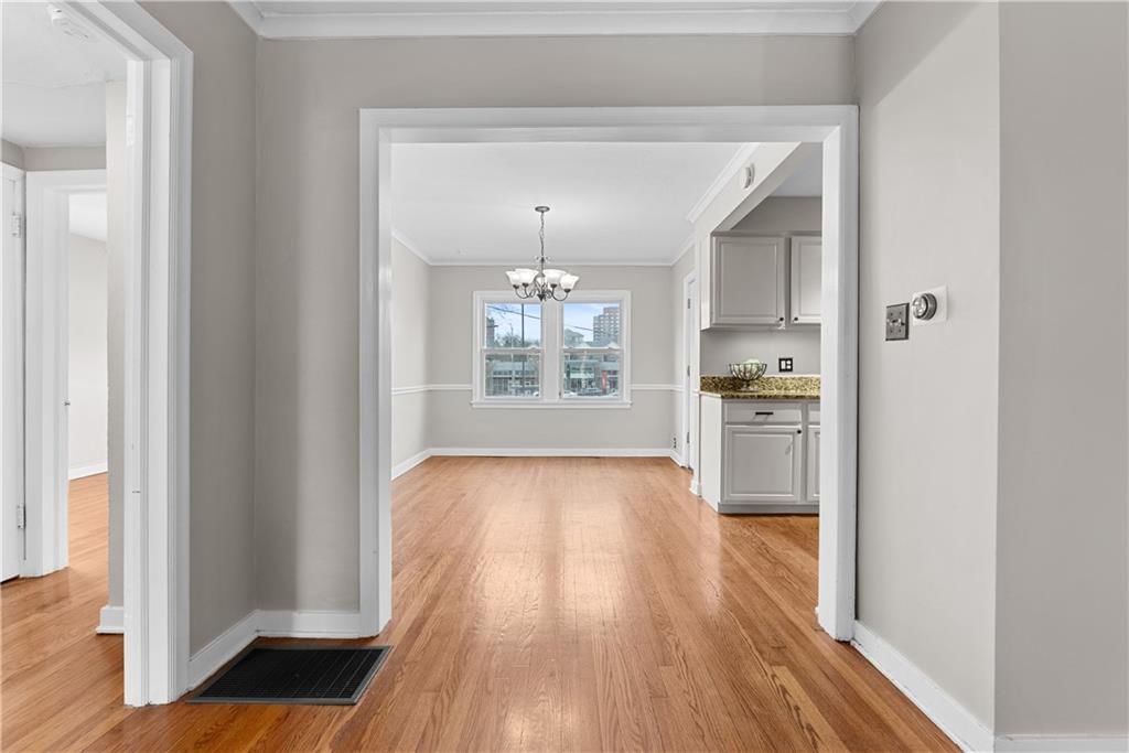 4942 Walnut Street — photo 9
