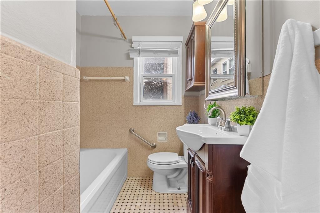 4942 Walnut Street — photo 15
