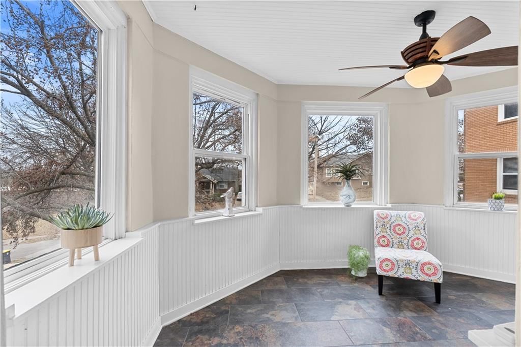4942 Walnut Street — photo 17