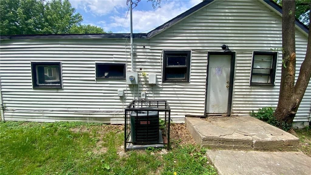 6013 College Avenue — photo 2