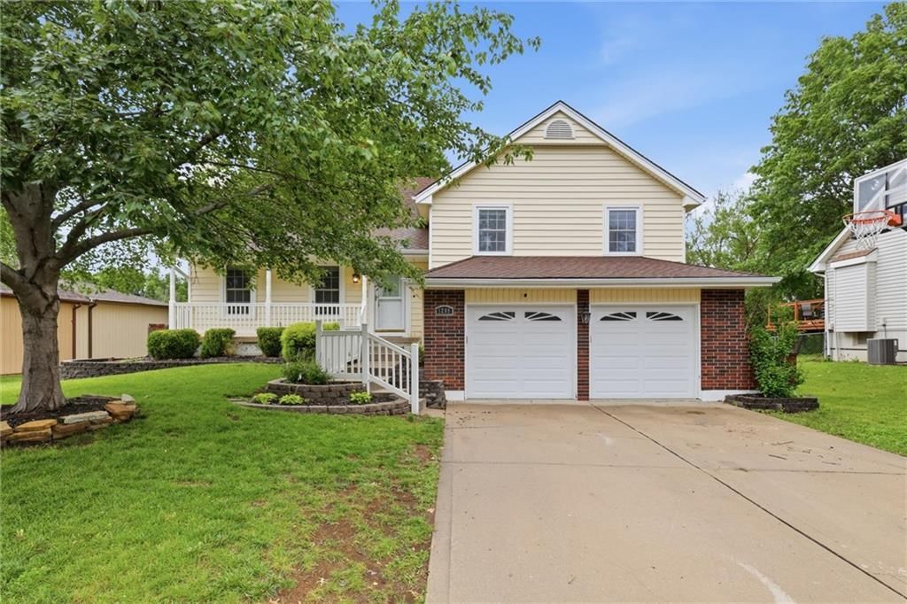 1209 SW Trail Ridge Drive — photo 1