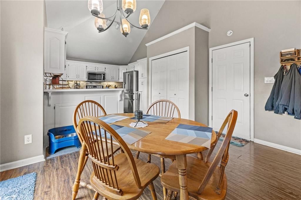 Photo 7 of 40 - 3911 NE 79th Street, Kansas City, MO 64119