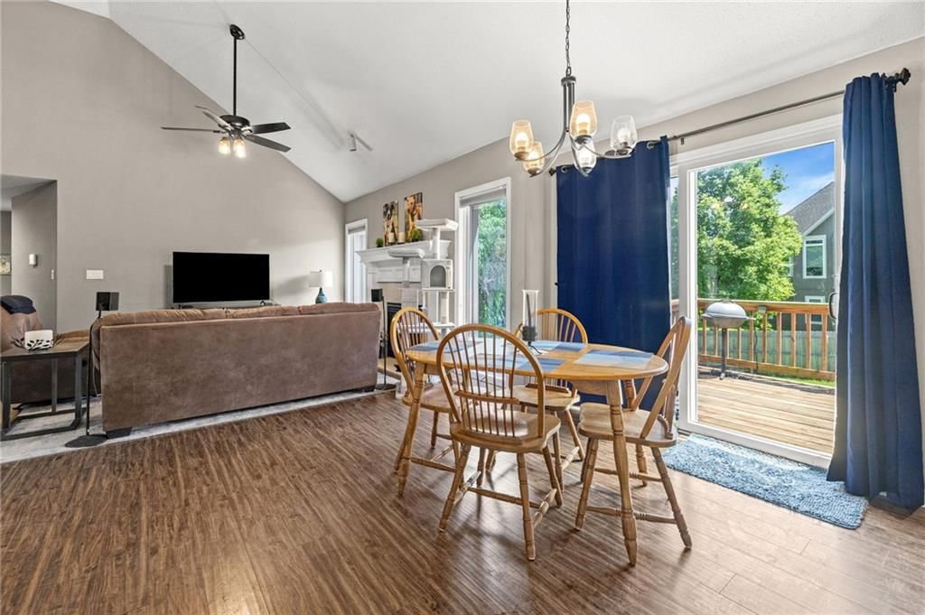 Photo 8 of 40 - 3911 NE 79th Street, Kansas City, MO 64119