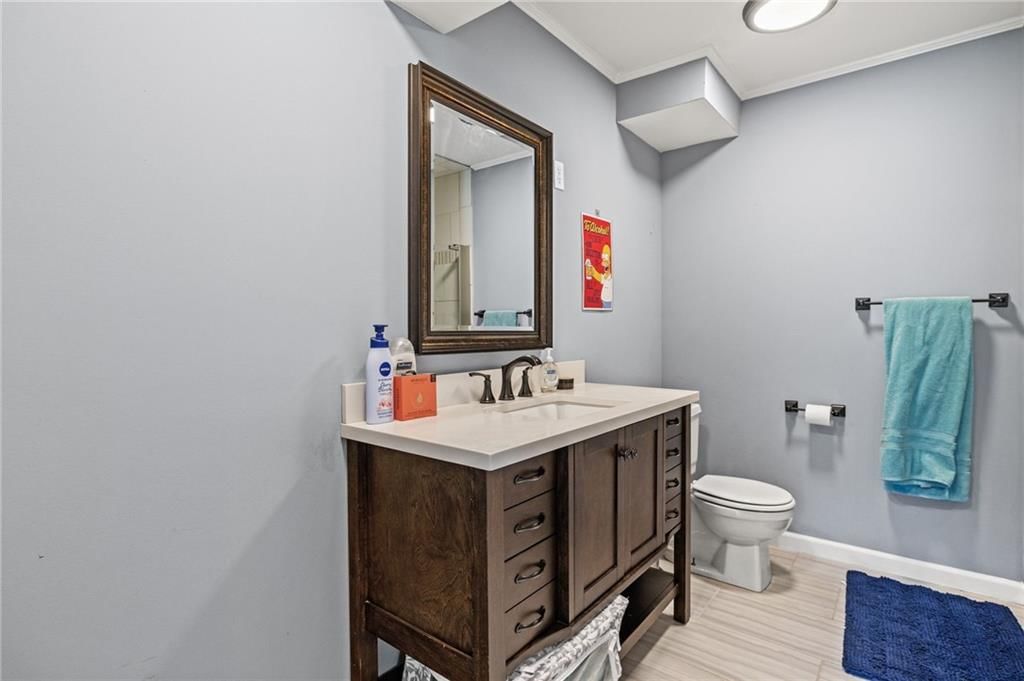 Photo 30 of 40 - 3911 NE 79th Street, Kansas City, MO 64119