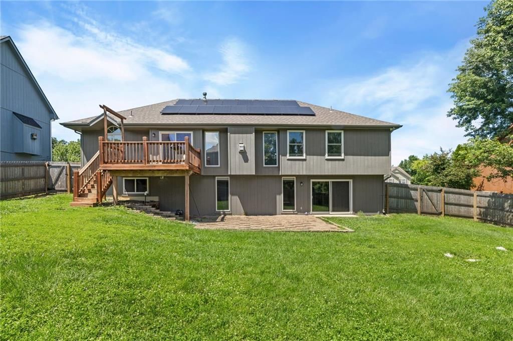 Photo 33 of 40 - 3911 NE 79th Street, Kansas City, MO 64119