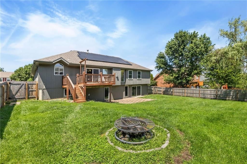 Photo 36 of 40 - 3911 NE 79th Street, Kansas City, MO 64119