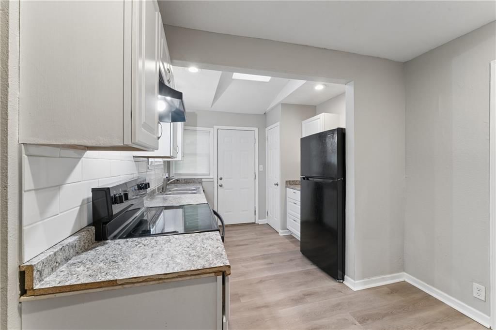 2428 Oakley Avenue — photo 14