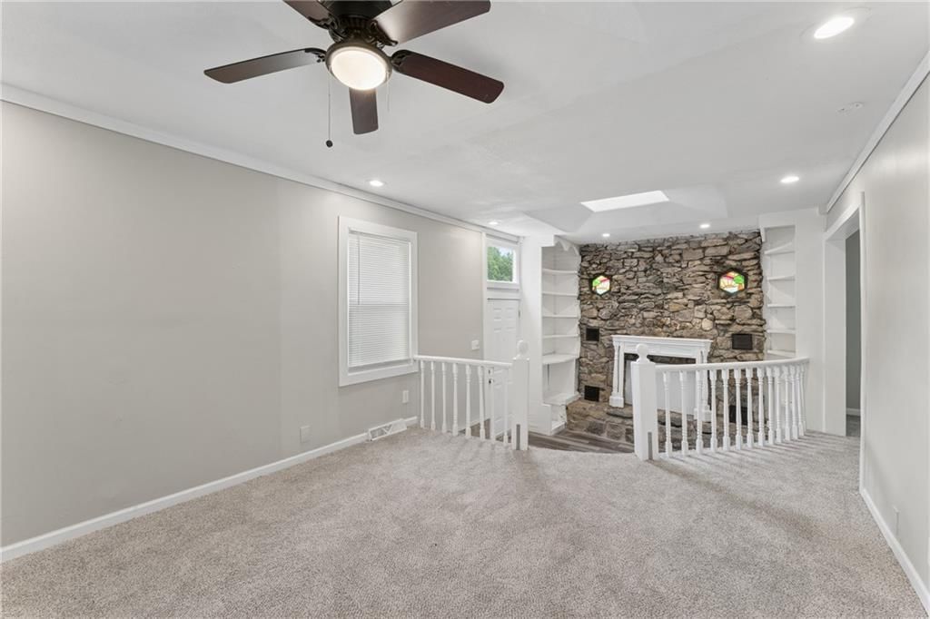 2428 Oakley Avenue — photo 19