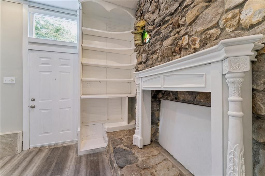 2428 Oakley Avenue — photo 21