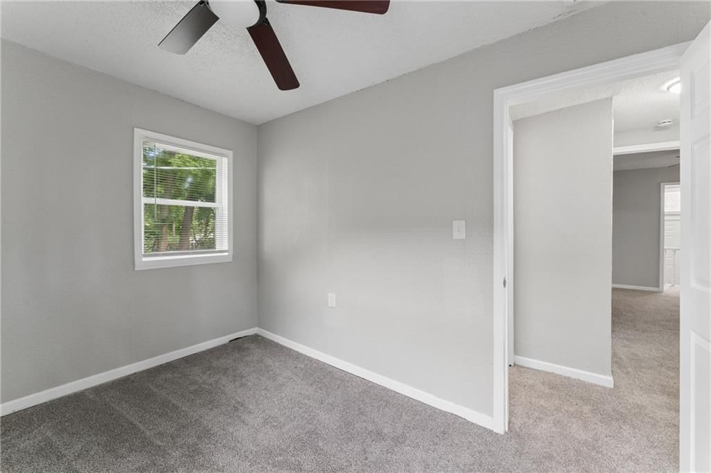 2428 Oakley Avenue — photo 33