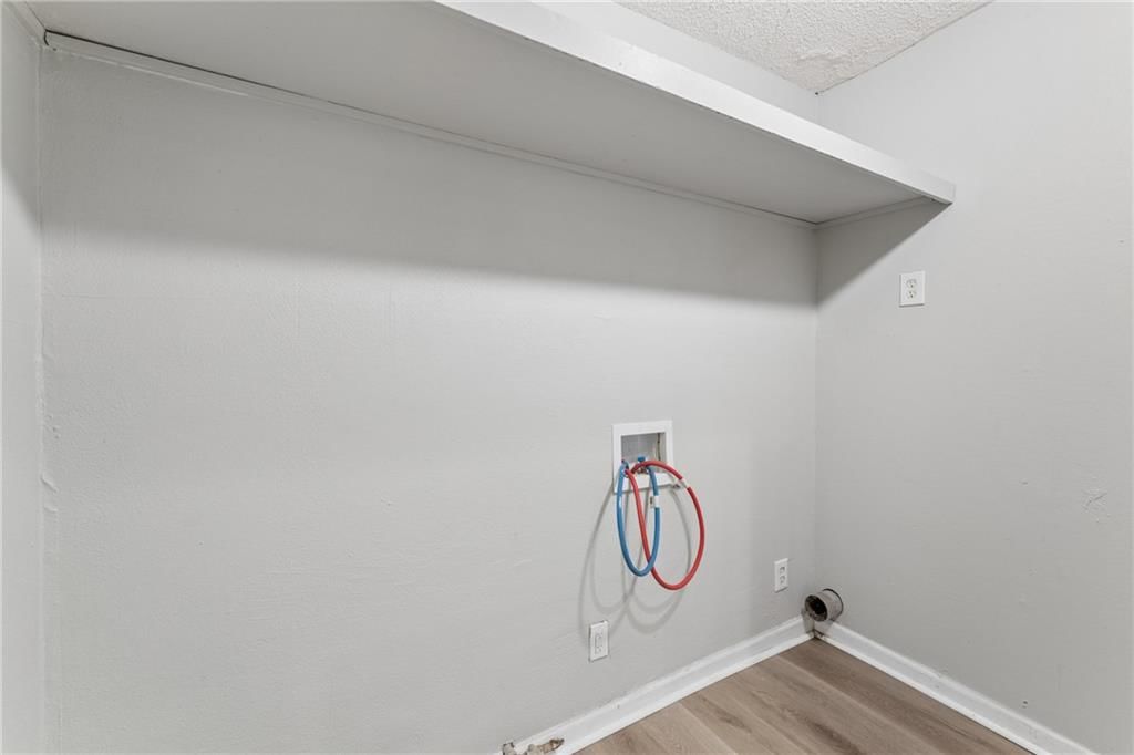 2428 Oakley Avenue — photo 34