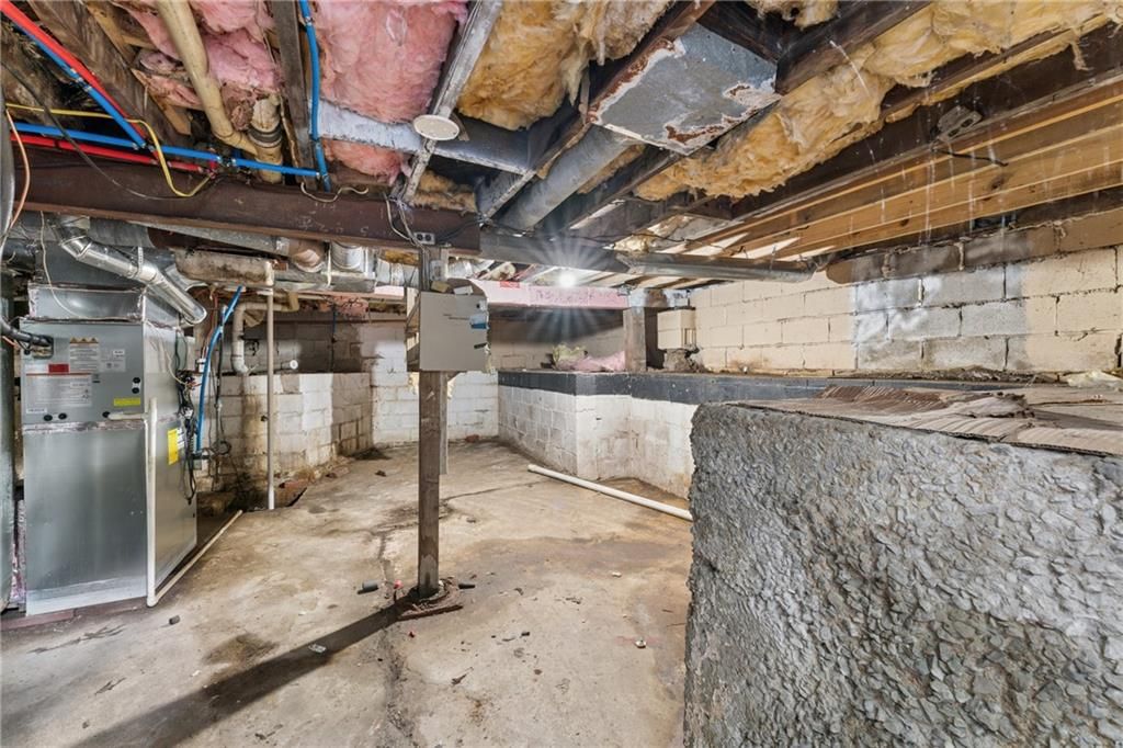2428 Oakley Avenue — photo 44