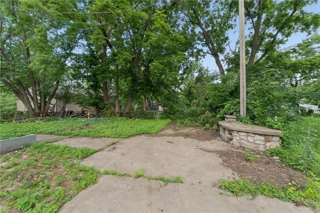 2428 Oakley Avenue — photo 49