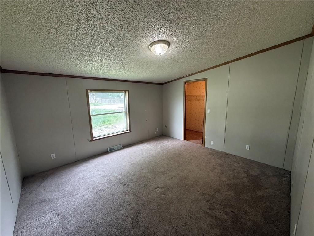 18505 E Truman Road — photo 15