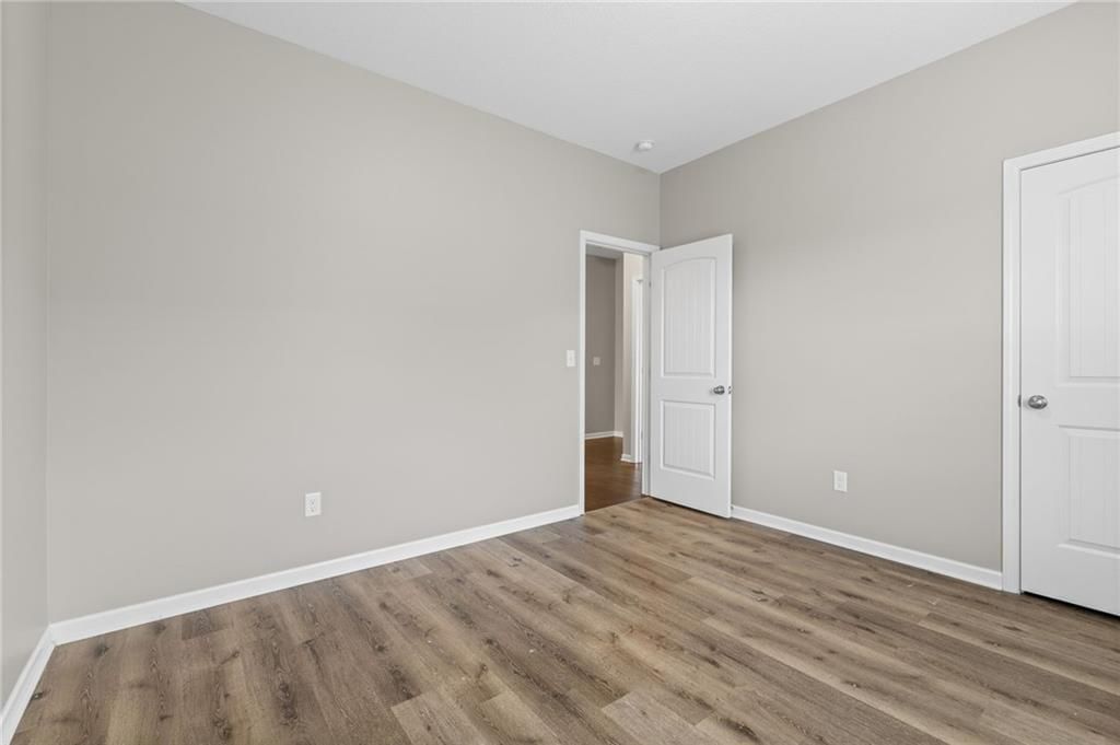 26147 W 141st Terrace — photo 5