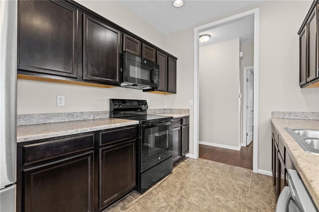 26147 W 141st Terrace — photo 8