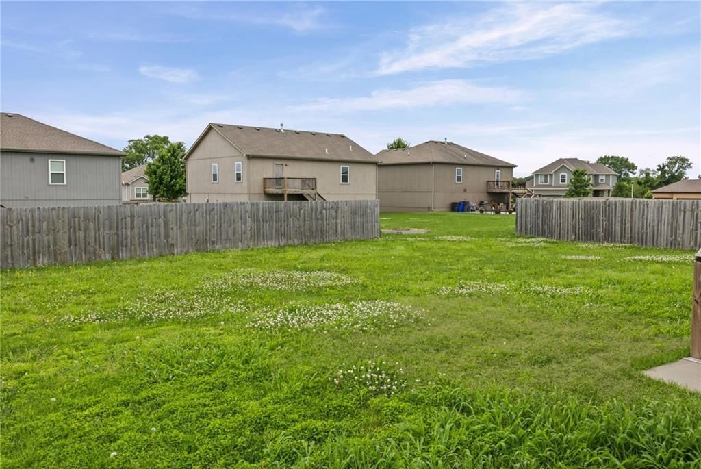 26147 W 141st Terrace — photo 30